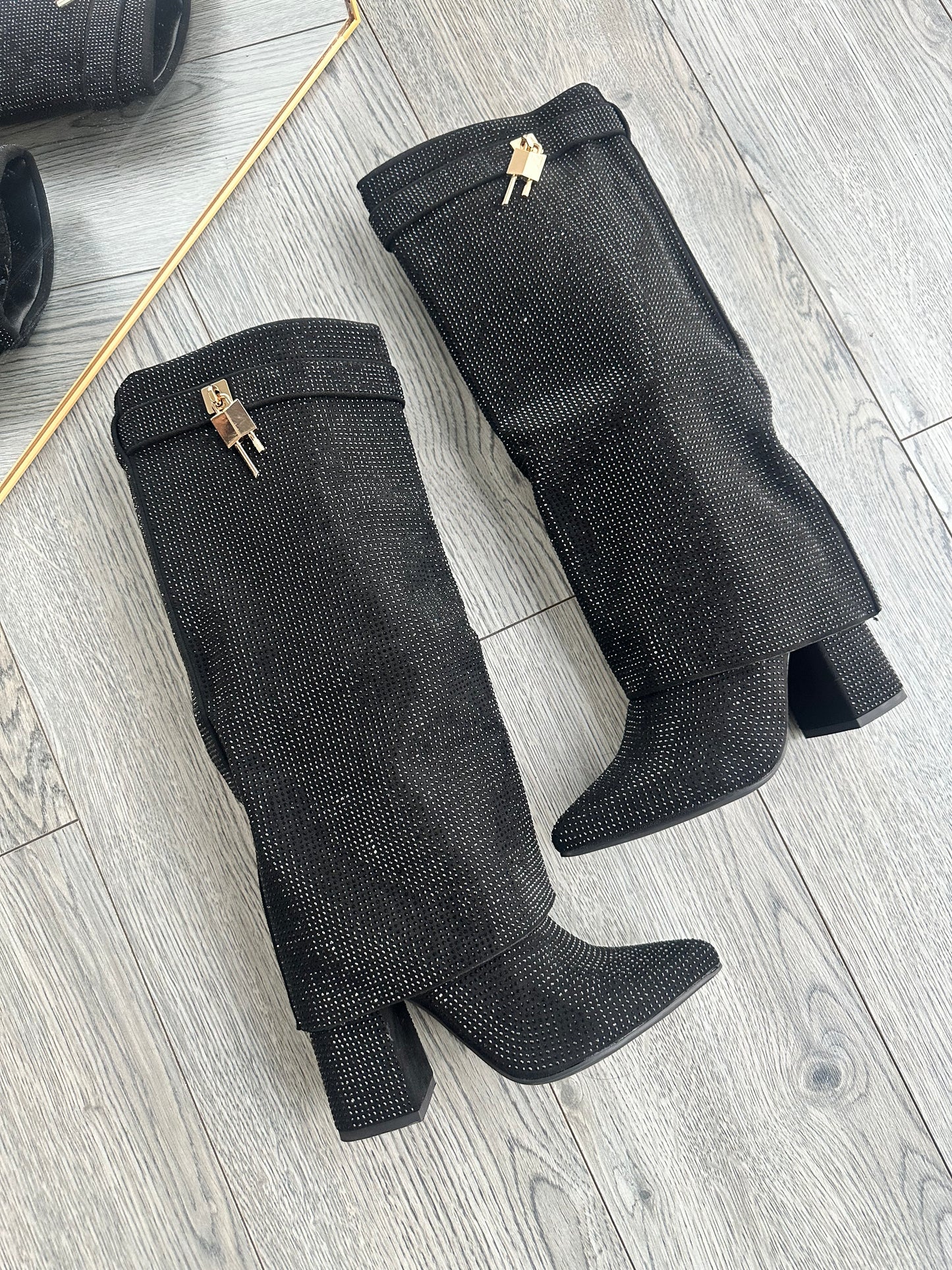 BOTA PREMIUM BLACK