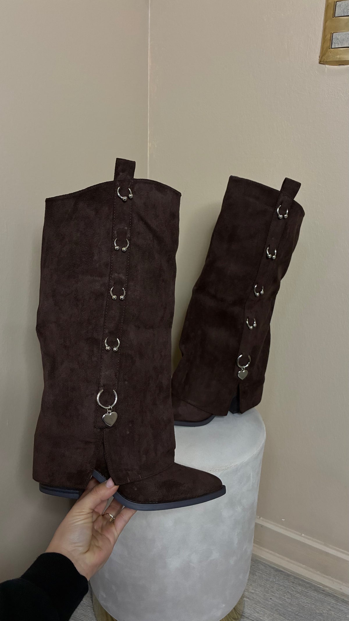 BOTA BROWN 2